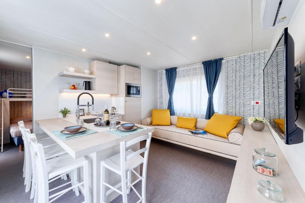 San Benedetto Camping Relais เปสเคียรา เดล การ์ดา ภายนอก รูปภาพ