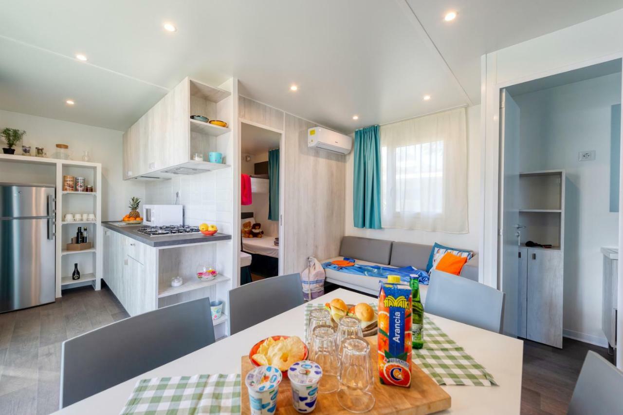 San Benedetto Camping Relais เปสเคียรา เดล การ์ดา ภายนอก รูปภาพ
